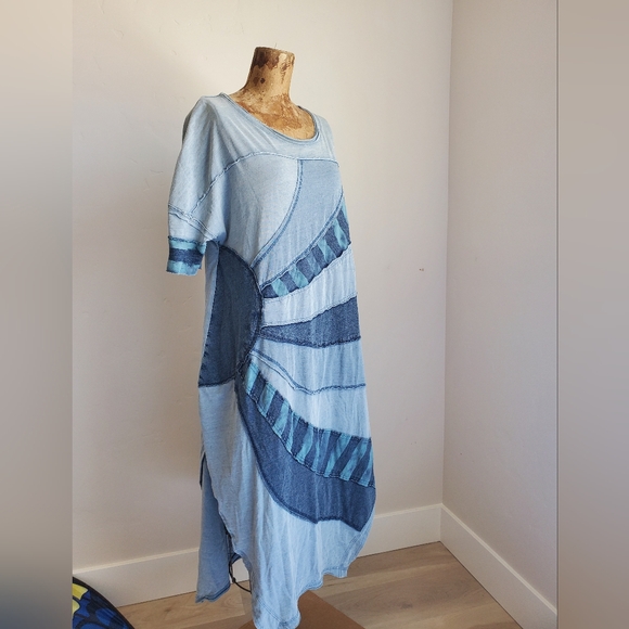 We The Free Rays of Indigo Tee - Picture 3 of 14